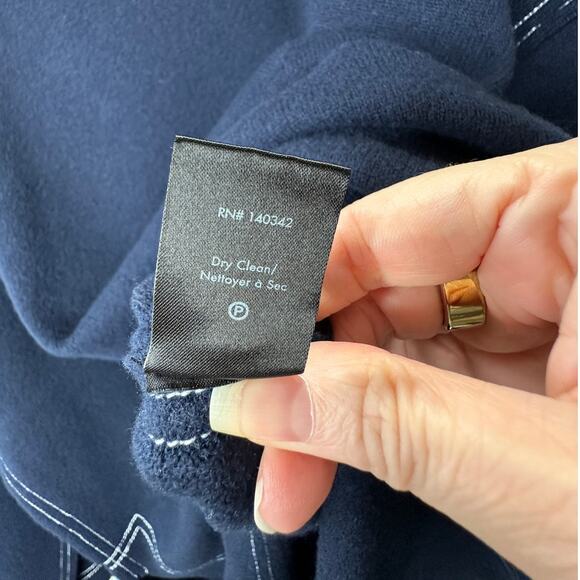 Elizabeth and James Navy with White Stitch Long Sleeve Hooded Sweater L - Picture 8 of 15